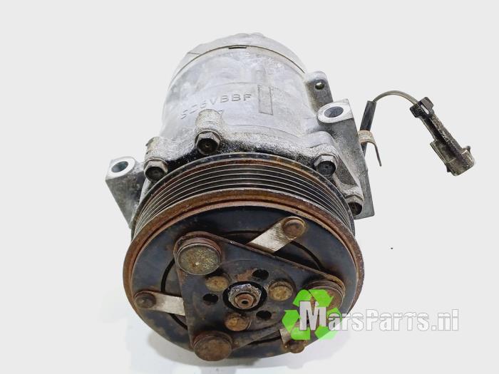 Usagé Compresseur de clim Suzuki Swift (ZA/ZC/ZD) 1.3 D 16V Prix € 90,00 Règlement à la marge proposé par Autodemontagebedrijf De Mars