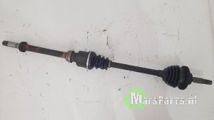 Used Front drive shaft, right Peugeot 206+ (2L/M) 1.1 XR,XS Price € 30,00 Margin scheme offered by Autodemontagebedrijf De Mars