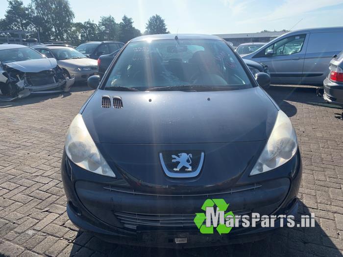 Moteur Peugeot 206+ 1.4 HDi - 8HR - de Nollen autorecycling