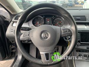 Usados Volante Volkswagen CC (358) 2.0 TDI 16V 177 Precio € 70,00 Norma de margen ofrecido por Autodemontagebedrijf De Mars