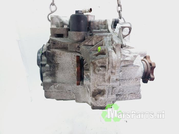 Gearbox from a Volkswagen Golf VII (AUA) 2.0 TDI 16V 2014