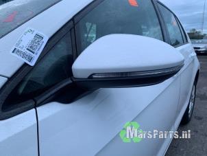 Used Wing mirror, left Volkswagen Golf VII (AUA) 2.0 TDI 16V Price € 100,00 Margin scheme offered by Autodemontagebedrijf De Mars