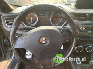 Used Odometer KM Alfa Romeo Giulietta (940) 2.0 JTDm 16V 170 Price € 100,00 Margin scheme offered by Autodemontagebedrijf De Mars