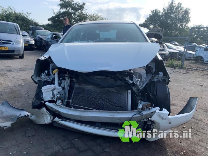 Gebrauchte Getriebe Toyota Yaris III (P13) 1.5 16V Hybrid Preis € 700,00 Margenregelung angeboten von Autodemontagebedrijf De Mars