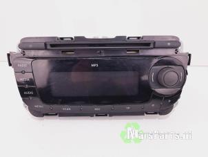 Used Radio CD player Seat Ibiza IV (6J5) 1.2 12V Price € 40,00 Margin scheme offered by Autodemontagebedrijf De Mars