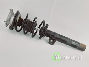 Used Front shock absorber rod, right BMW 1 serie (E87/87N) 116i 1.6 16V Price € 40,00 Margin scheme offered by Autodemontagebedrijf De Mars