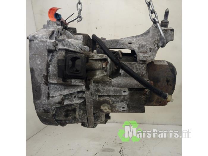 Gearbox from a Renault Twingo II (CN) 1.2 16V 2011