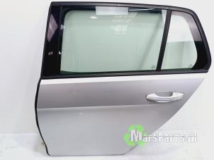 Używane Drzwi lewe tylne wersja 4-drzwiowa Volkswagen Golf VII (AUA) 1.2 TSI BlueMotion 16V Cena € 350,00 Procedura marży oferowane przez Autodemontagebedrijf De Mars
