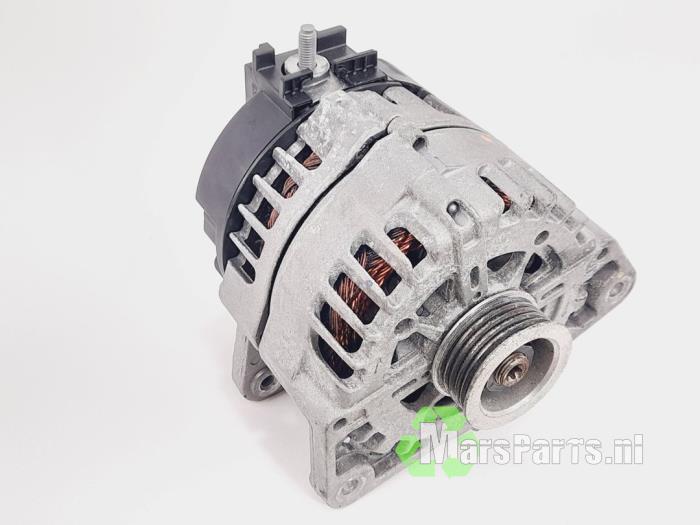 Begagnade Dynamo Mercedes A (177.0) 2.0 A-180d Pris € 190,00 Marginaltabell erbjuds av Autodemontagebedrijf De Mars
