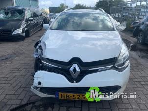 Used Sill, left Renault Clio IV Estate/Grandtour (7R) 0.9 Energy TCE 12V Price on request offered by Autodemontagebedrijf De Mars