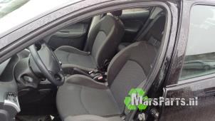 Used Set of upholstery (complete) Peugeot 206+ (2L/M) 1.4 XS Price € 150,00 Margin scheme offered by Autodemontagebedrijf De Mars
