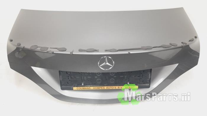Tylna klapa z Mercedes-Benz CLA (117.3) 1.6 CLA-180 16V 2013