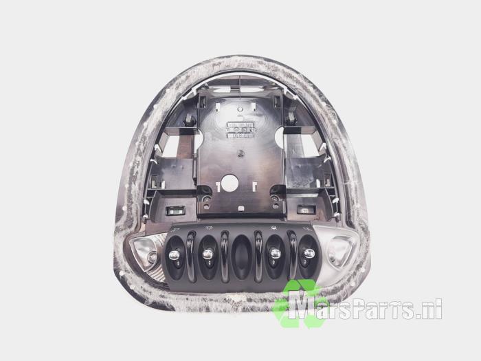 Begagnade Innerbelysning, fram Mini Countryman (R60) 2.0 Cooper D 16V Autom. Pris € 25,00 Marginaltabell erbjuds av Autodemontagebedrijf De Mars