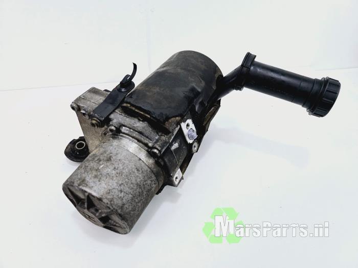 Usagé Pompe de direction Peugeot 308 (L3/L8/LB/LH/LP) 1.6 BlueHDi 100 Prix € 70,00 Règlement à la marge proposé par Autodemontagebedrijf De Mars