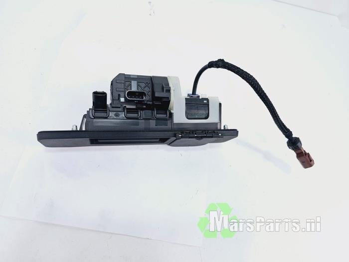 Tailgate handle from a Mercedes-Benz A (177.0) 2.0 A-180d 2018