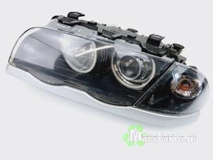 Used Headlight, left BMW 3 serie (E46/4) 320d 16V Price € 100,00 Margin scheme offered by Autodemontagebedrijf De Mars