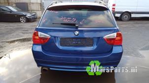 Usagé Feu arrière droit BMW 3 serie Touring (E91) 320d 16V Corporate Lease Prix € 25,00 Règlement à la marge proposé par Autodemontagebedrijf De Mars