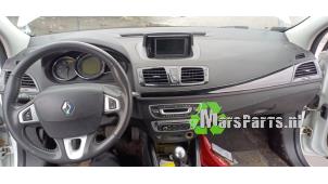 Używane Airbag set + dashboard Renault Megane III Coupe (DZ) 1.5 dCi 110 Cena na żądanie oferowane przez Autodemontagebedrijf De Mars
