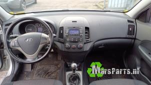 Usados Juego y módulo de airbag Hyundai i30 (FD) 1.4 CVVT 16V Precio € 400,00 Norma de margen ofrecido por Autodemontagebedrijf De Mars