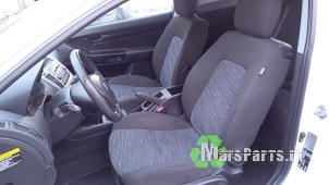 Used Front seatbelt, left Kia Pro cee'd (EDB3) 1.4 CVVT 16V Price € 75,00 Margin scheme offered by Autodemontagebedrijf De Mars