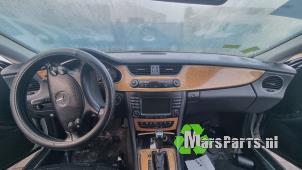 Used Airbag set + dashboard Mercedes CLS (C219) 320 CDI 24V Price on request offered by Autodemontagebedrijf De Mars