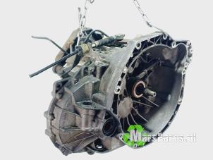 Used Gearbox Renault Master Price on request offered by Autodemontagebedrijf De Mars