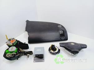 Usados Juego y módulo de airbag Suzuki Splash 1.0 12V Precio € 300,00 Norma de margen ofrecido por Autodemontagebedrijf De Mars