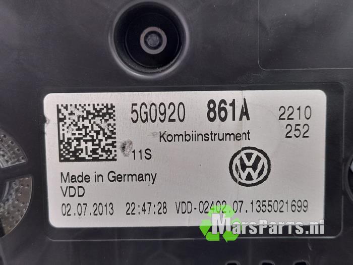 Compteur kilométrique KM d'un Volkswagen Golf VII (AUA) 2.0 TDI 16V 2014