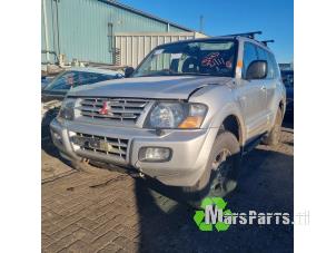 Used Front strip, left Mitsubishi Pajero Hardtop (V6/7) 3.2 DI-D 16V Price on request offered by Autodemontagebedrijf De Mars
