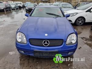 Used Style, middle right Mercedes SLK (R170) 2.0 200 16V Price on request offered by Autodemontagebedrijf De Mars