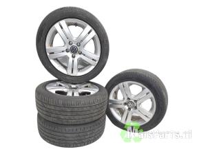 Used Set of wheels + tyres Volkswagen Fox (5Z) 1.2 Price € 200,00 Margin scheme offered by Autodemontagebedrijf De Mars