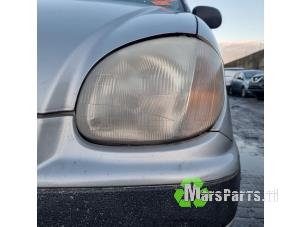 Used Headlight, left Hyundai Atos 1.0 12V Price € 40,00 Margin scheme offered by Autodemontagebedrijf De Mars