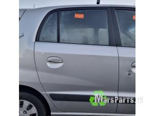 Usados Puerta de 4 puertas derecha detrás Hyundai Atos 1.0 12V Precio € 100,00 Norma de margen ofrecido por Autodemontagebedrijf De Mars