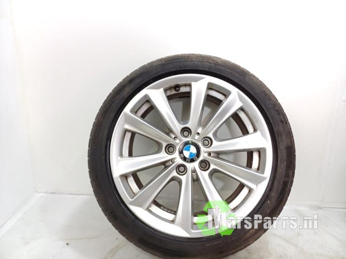 Juego de llantas y neumáticos de un BMW 3 serie (F30) 316d 2.0 16V 2012