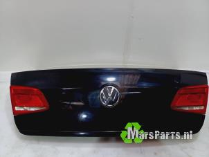 Used Tailgate Volkswagen Passat (3C2) 3.6 FSI R36 24V 4Motion Price € 175,00 Margin scheme offered by Autodemontagebedrijf De Mars