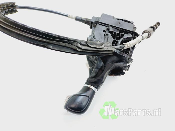 Automatic gear selector from a Volkswagen Passat (3C2) 3.6 FSI R36 24V 4Motion 2011