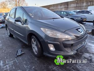Used Sill, right Peugeot 308 (4A/C) 2.0 HDi 16V FAP Price on request offered by Autodemontagebedrijf De Mars