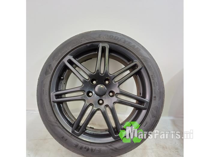 Set of wheels + tyres from a Audi A3 (8P1) 2.0 TDI 16V 2004