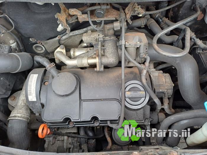 Engine Volkswagen Transporter T5 1.9 TDi - 03G100033H BRR