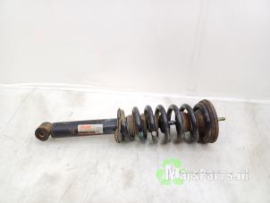 Used Front shock absorber rod, right Mitsubishi Pajero Hardtop (V6/7) 3.2 DI-D 16V Price € 50,00 Margin scheme offered by Autodemontagebedrijf De Mars