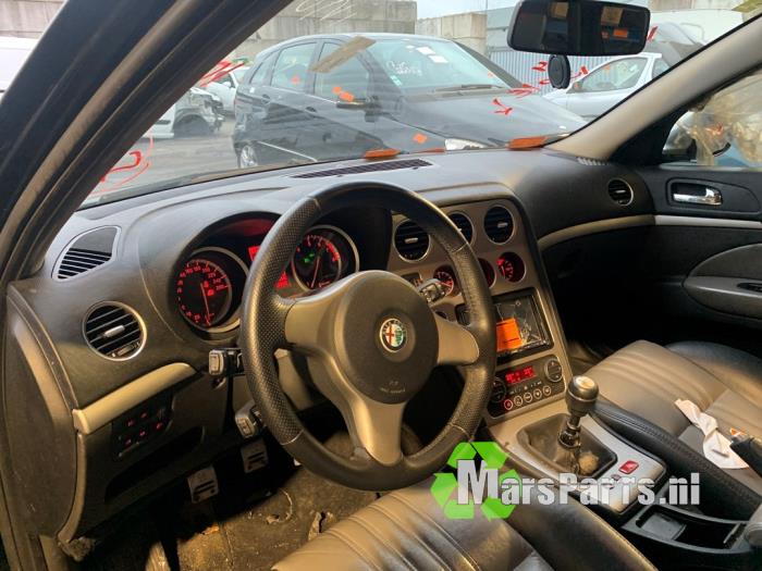 Airbag set + dashboard z Alfa Romeo 159 Sportwagon (939BX) 2.2 JTS 16V 2008