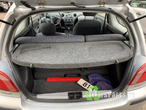 Gebrauchte Hutablage Toyota Yaris (P1) 1.3 16V VVT-i Preis € 30,00 Margenregelung angeboten von Autodemontagebedrijf De Mars