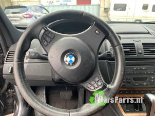 Używane Przelacznik Combi kolumny kierownicy BMW X3 (E83) 3.0d 24V Cena € 75,00 Procedura marży oferowane przez Autodemontagebedrijf De Mars