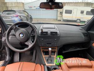 Używane Dzwignia wyboru automatycznej skrzyni biegów BMW X3 (E83) 3.0d 24V Cena € 150,00 Procedura marży oferowane przez Autodemontagebedrijf De Mars
