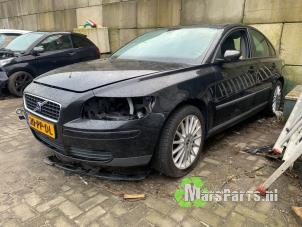 Used Sill, left Volvo S40 (MS) 2.4 20V Price on request offered by Autodemontagebedrijf De Mars