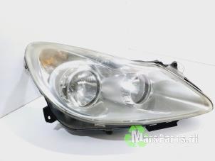 Used Headlight, right Opel Corsa D 1.4 16V Twinport Price € 60,00 Margin scheme offered by Autodemontagebedrijf De Mars