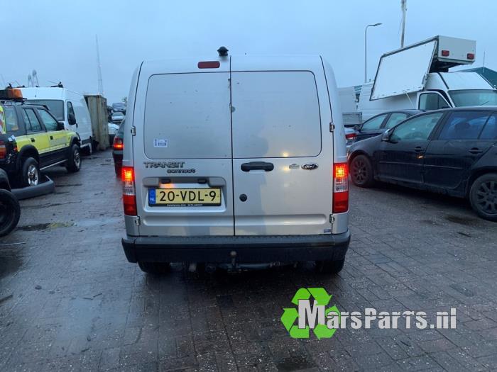 Metal cutting part rear from a Ford Transit Connect 1.8 TDCi 75 2007