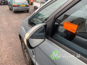 Used Wing mirror, left Ford S-Max (GBW) 2.0 TDCi 16V 140 Price € 100,00 Margin scheme offered by Autodemontagebedrijf De Mars