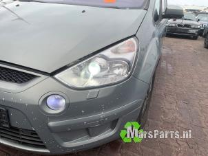 Used Headlight, left Ford S-Max (GBW) 2.0 TDCi 16V 140 Price € 250,00 Margin scheme offered by Autodemontagebedrijf De Mars