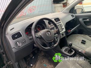 Used Airbag set + module Volkswagen Polo V (6R) 1.4 TDI DPF BlueMotion technology Price € 300,00 Margin scheme offered by Autodemontagebedrijf De Mars